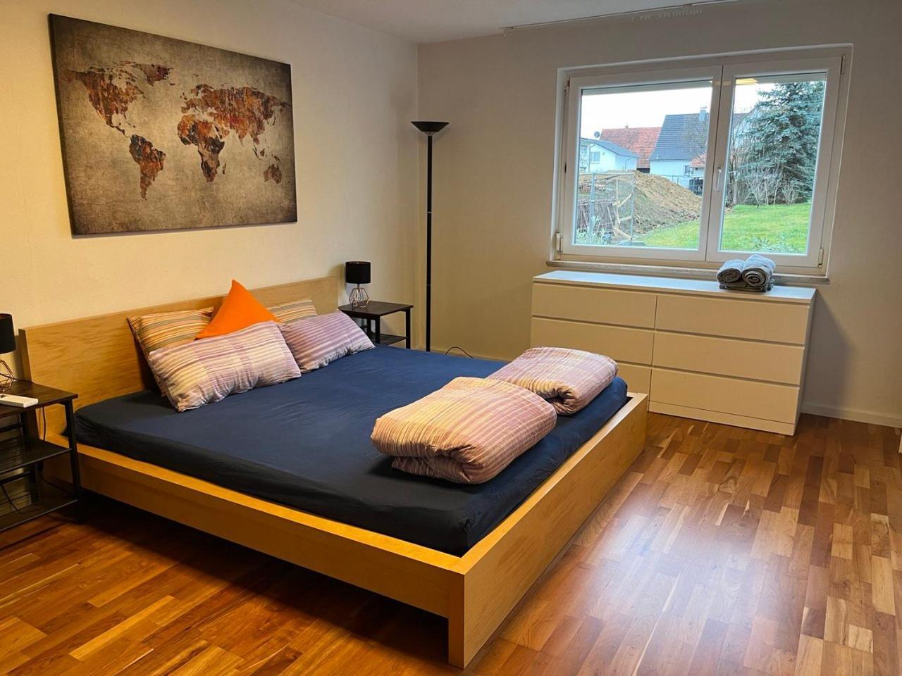 Gemuetliche 3 Zimmer Wohnung Mit Grosszuegiger Terrasse Im Gruenen Reutlingen Ngoại thất bức ảnh